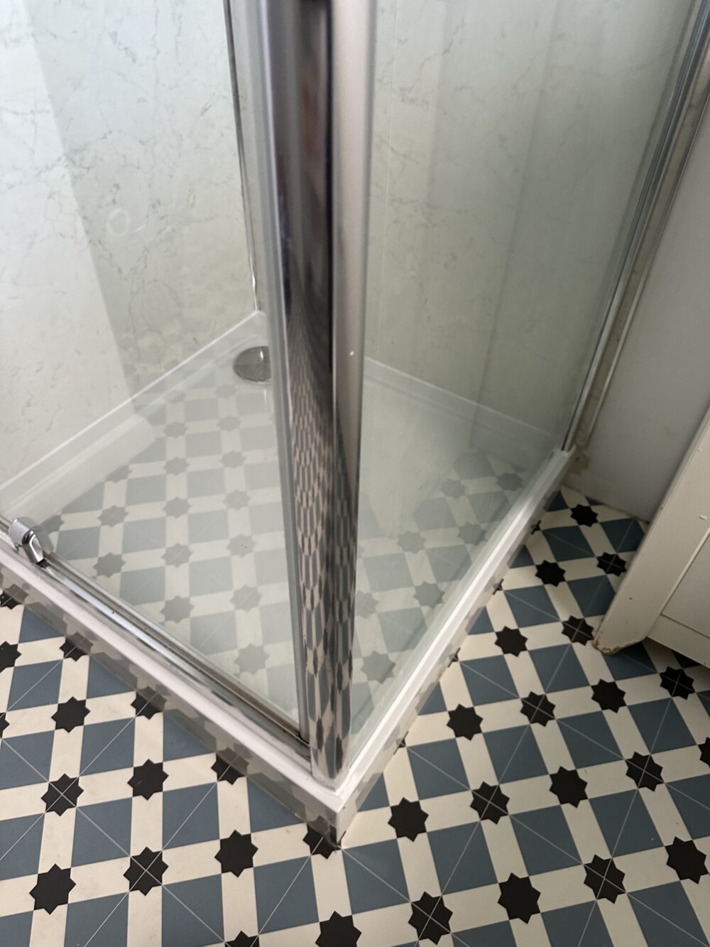 Edinburgh handyman services - Edinburgh plumber - The Private Contractor